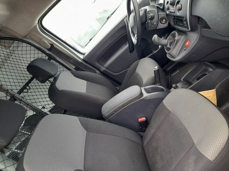 voiture occasion RENAULT KANGOO à la Réunion disponible sur noutlauto.re