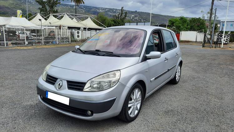 voiture occasion RENAULT SCENIC à la Réunion disponible sur noutlauto.re