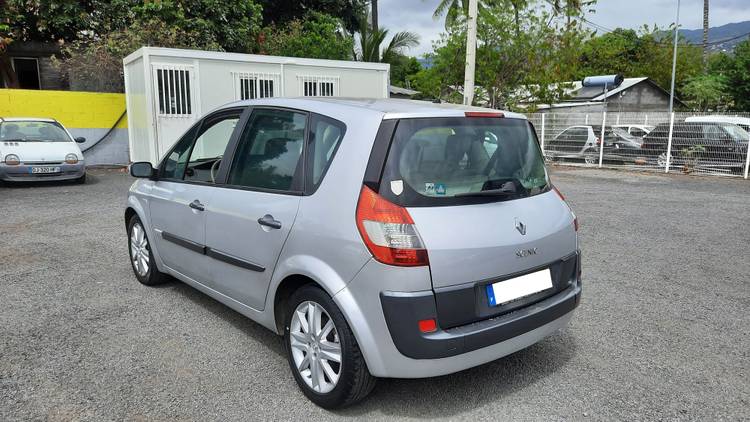 voiture occasion RENAULT SCENIC à la Réunion disponible sur noutlauto.re