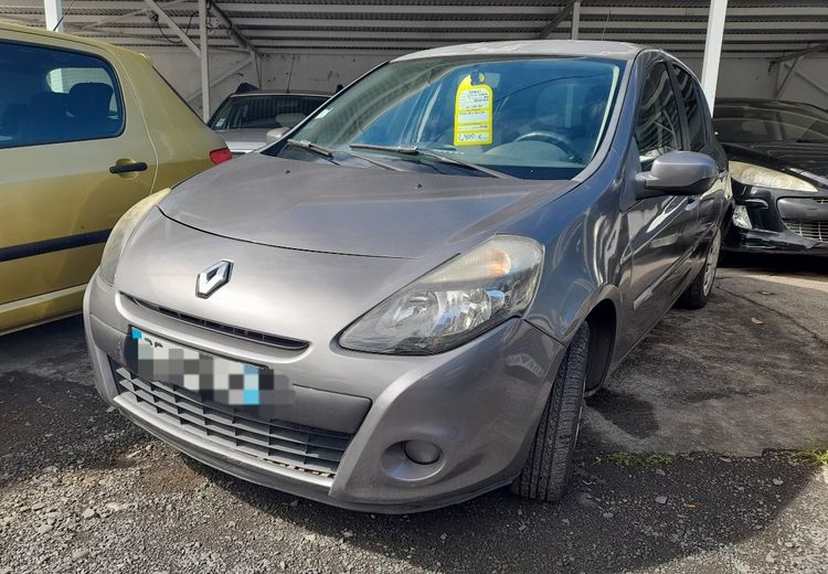 voiture occasion RENAULT CLIO à la Réunion disponible sur noutlauto.re