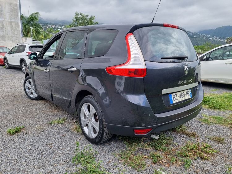 voiture occasion RENAULT GRAND SCENIC à la Réunion disponible sur noutlauto.re