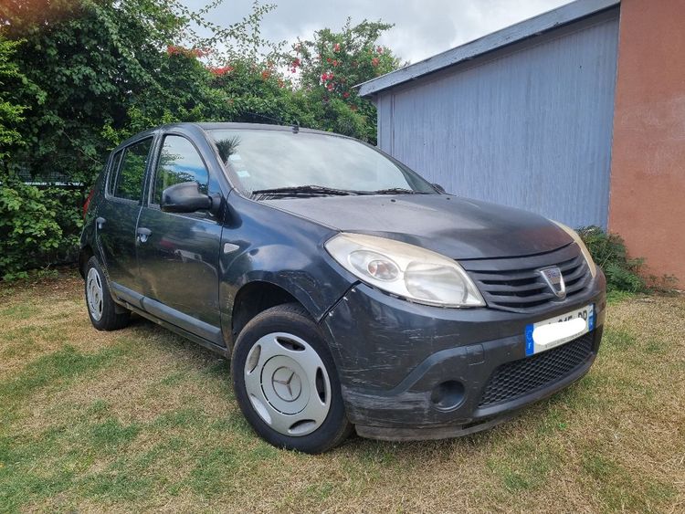 voiture occasion DACIA SANDERO à la Réunion disponible sur noutlauto.re