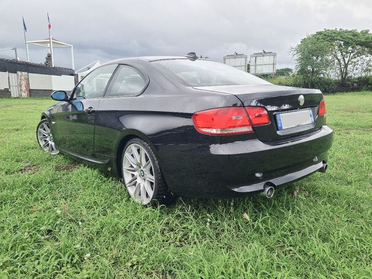 voiture occasion BMW SERIE 3 à la Réunion disponible sur noutlauto.re