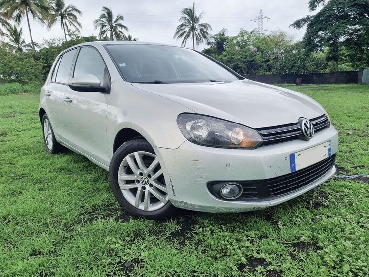 voiture occasion VOLKSWAGEN GOLF à la Réunion disponible sur noutlauto.re