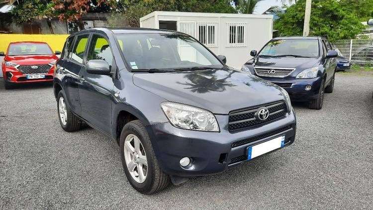 voiture occasion TOYOTA RAV4 à la Réunion disponible sur noutlauto.re