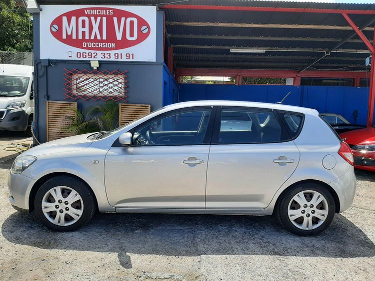 voiture occasion KIA CEE-D à la Réunion disponible sur noutlauto.re