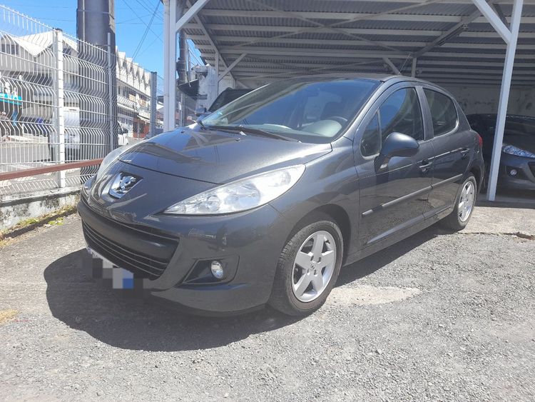 voiture occasion PEUGEOT 207 à la Réunion disponible sur noutlauto.re