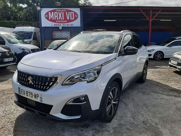 voiture occasion PEUGEOT 3008 à la Réunion disponible sur noutlauto.re