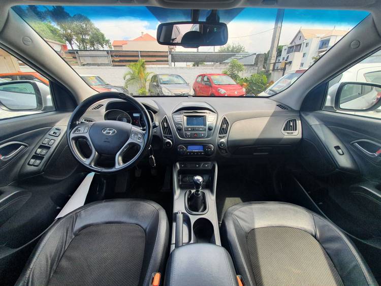 voiture occasion TOYOTA RAV4 à la Réunion disponible sur noutlauto.re