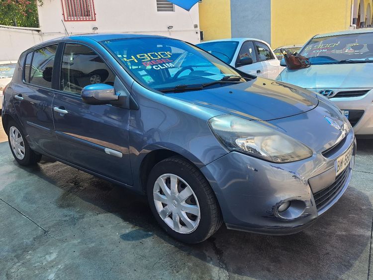 voiture occasion RENAULT CLIO à la Réunion disponible sur noutlauto.re