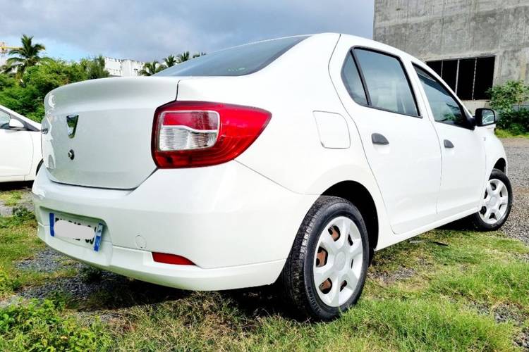 voiture occasion DACIA LOGAN à la Réunion disponible sur noutlauto.re