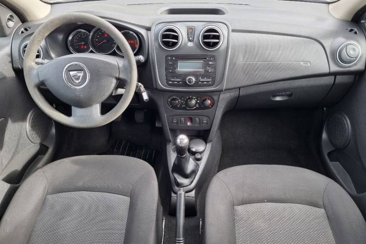 voiture occasion DACIA LOGAN à la Réunion disponible sur noutlauto.re