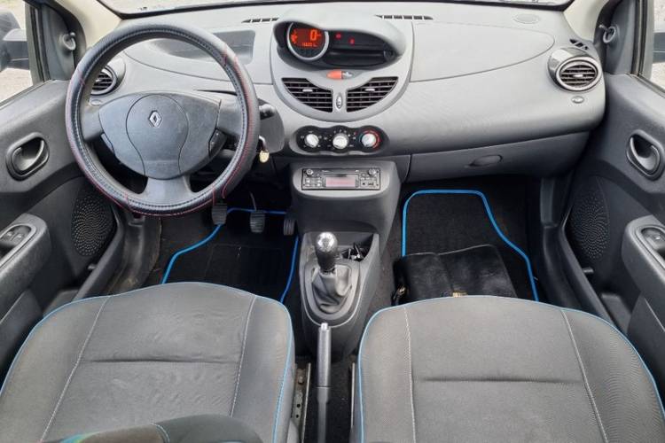 voiture occasion RENAULT TWINGO à la Réunion disponible sur noutlauto.re