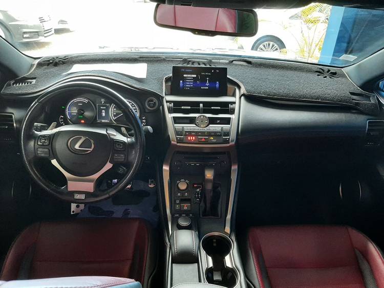 voiture occasion JEEP GRAND CHEROKEE à la Réunion disponible sur noutlauto.re
