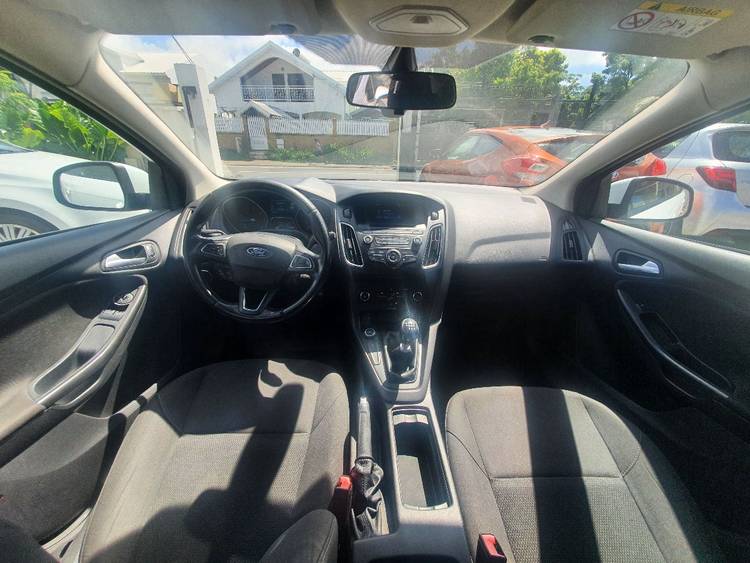 voiture occasion FORD FOCUS à la Réunion disponible sur noutlauto.re