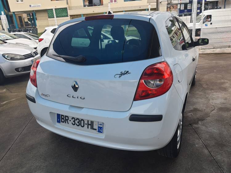 voiture occasion RENAULT CLIO à la Réunion disponible sur noutlauto.re
