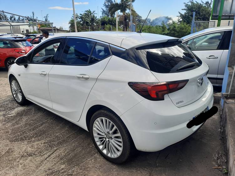 voiture occasion OPEL ASTRA à la Réunion disponible sur noutlauto.re
