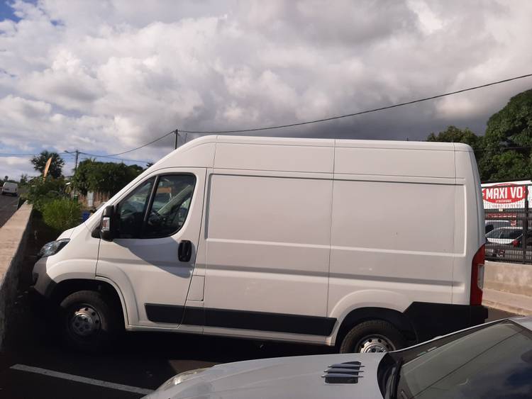 voiture occasion PEUGEOT BOXER à la Réunion disponible sur noutlauto.re