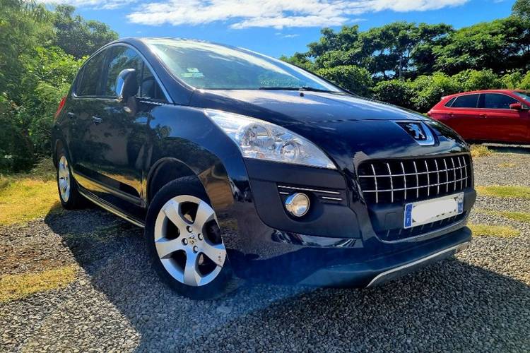 voiture occasion PEUGEOT 3008 à la Réunion disponible sur noutlauto.re