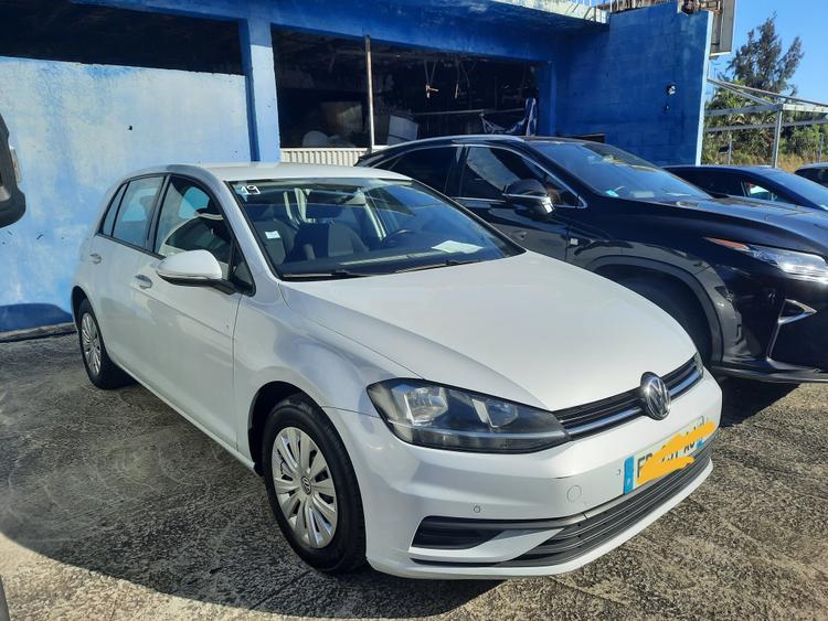 voiture occasion VOLKSWAGEN GOLF à la Réunion disponible sur noutlauto.re