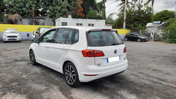 voiture occasion VOLKSWAGEN GOLF SPORTSVAN à la Réunion disponible sur noutlauto.re