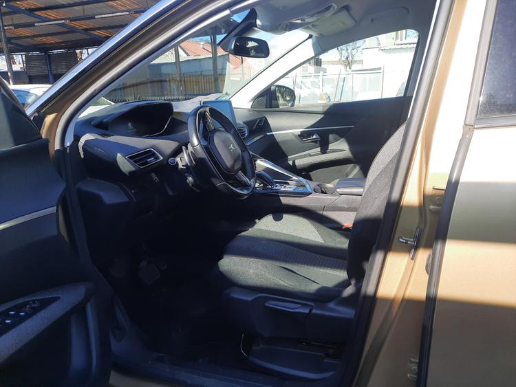 voiture occasion PEUGEOT 3008 à la Réunion disponible sur noutlauto.re