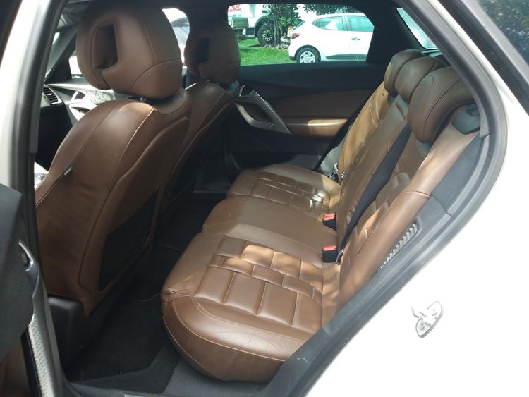 voiture occasion CITROEN DS5 à la Réunion disponible sur noutlauto.re