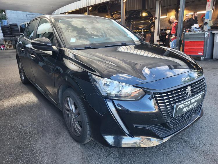 voiture occasion PEUGEOT 208 à la Réunion disponible sur noutlauto.re