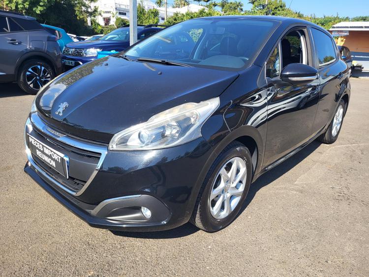 voiture occasion PEUGEOT 208 à la Réunion disponible sur noutlauto.re