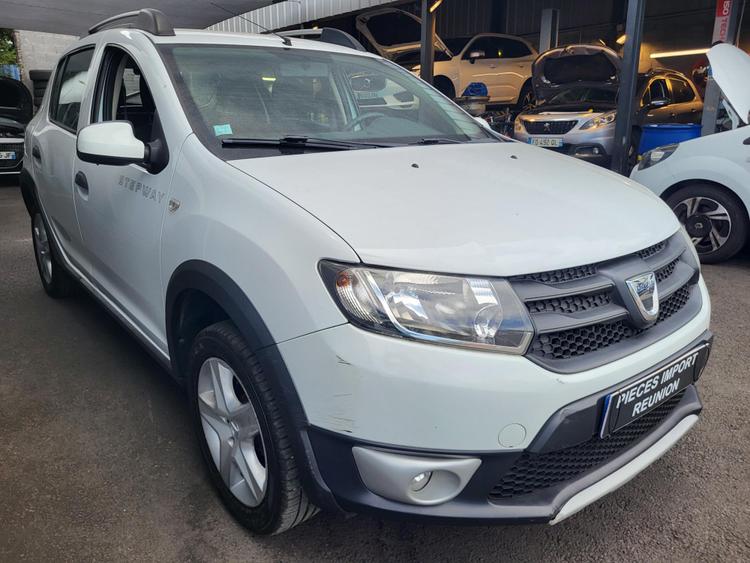 voiture occasion DACIA SANDERO à la Réunion disponible sur noutlauto.re