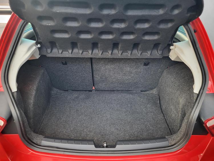 voiture occasion SEAT IBIZA à la Réunion disponible sur noutlauto.re