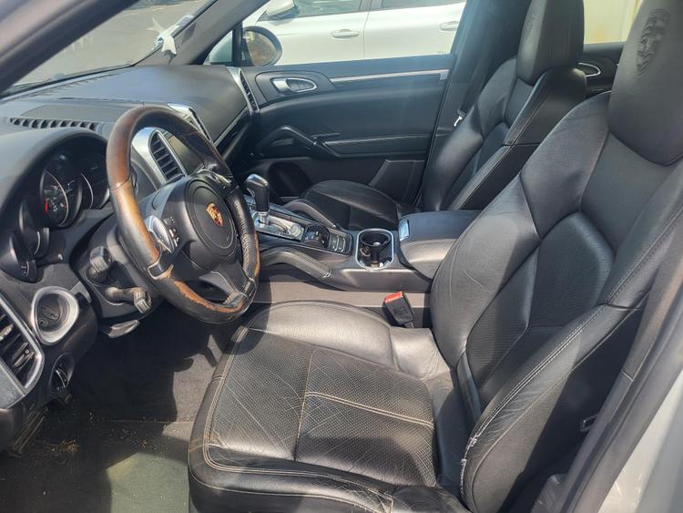 voiture occasion PORSCHE CAYENNE à la Réunion disponible sur noutlauto.re