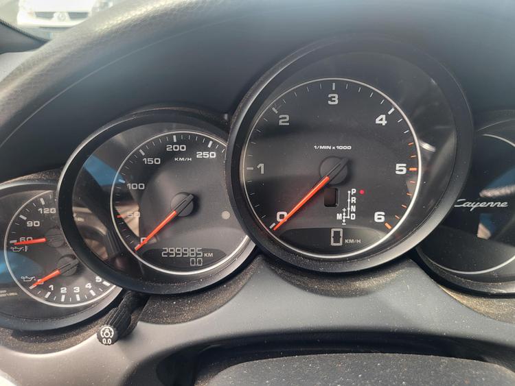 voiture occasion PORSCHE CAYENNE à la Réunion disponible sur noutlauto.re