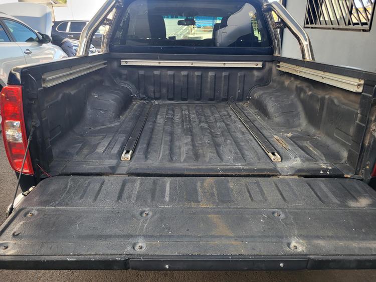 voiture occasion NISSAN NAVARA BOITE AUTO à la Réunion disponible sur noutlauto.re