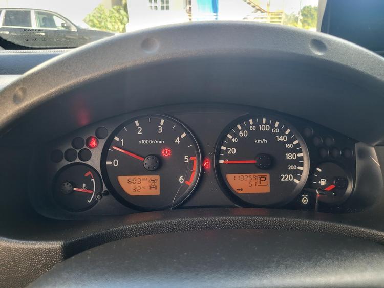 voiture occasion NISSAN NAVARA BOITE AUTO à la Réunion disponible sur noutlauto.re