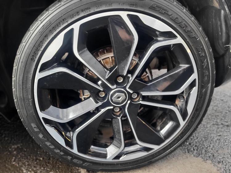 voiture occasion RENAULT CLIO à la Réunion disponible sur noutlauto.re