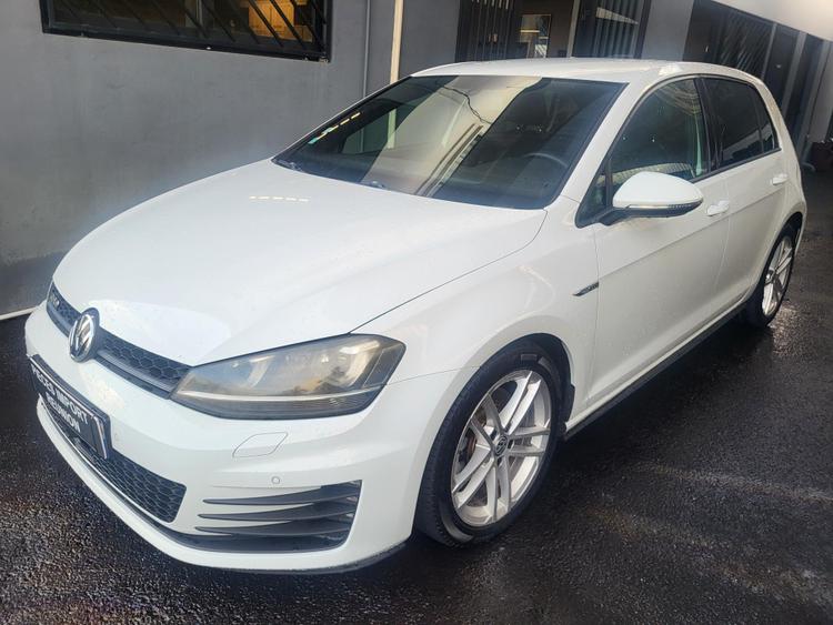 voiture occasion VOLKSWAGEN GOLF à la Réunion disponible sur noutlauto.re
