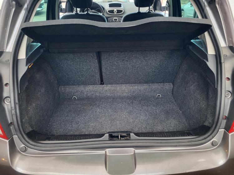 voiture occasion RENAULT CLIO à la Réunion disponible sur noutlauto.re