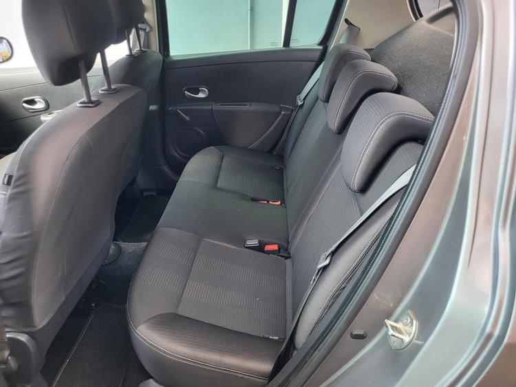 voiture occasion RENAULT CLIO à la Réunion disponible sur noutlauto.re