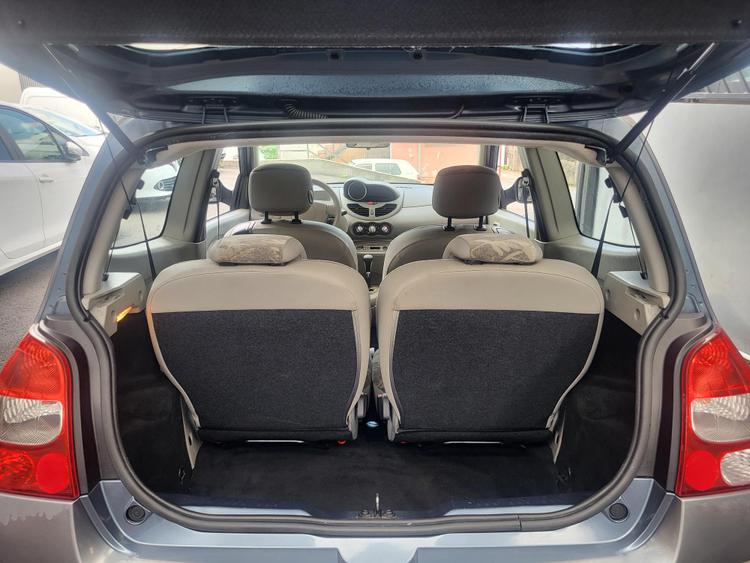 voiture occasion RENAULT TWINGO à la Réunion disponible sur noutlauto.re