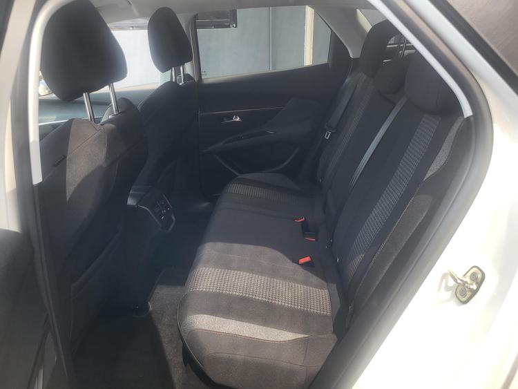 voiture occasion PEUGEOT 3008 à la Réunion disponible sur noutlauto.re