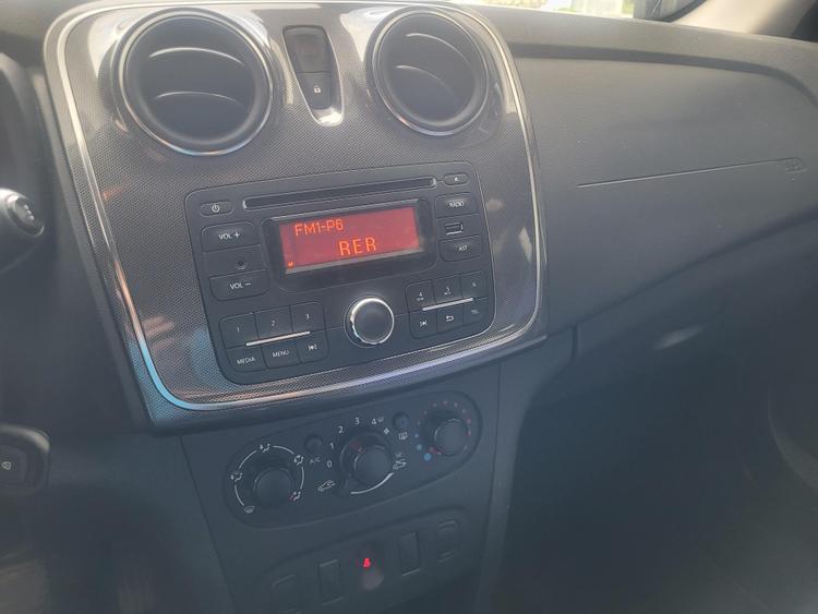 voiture occasion DACIA SANDERO à la Réunion disponible sur noutlauto.re