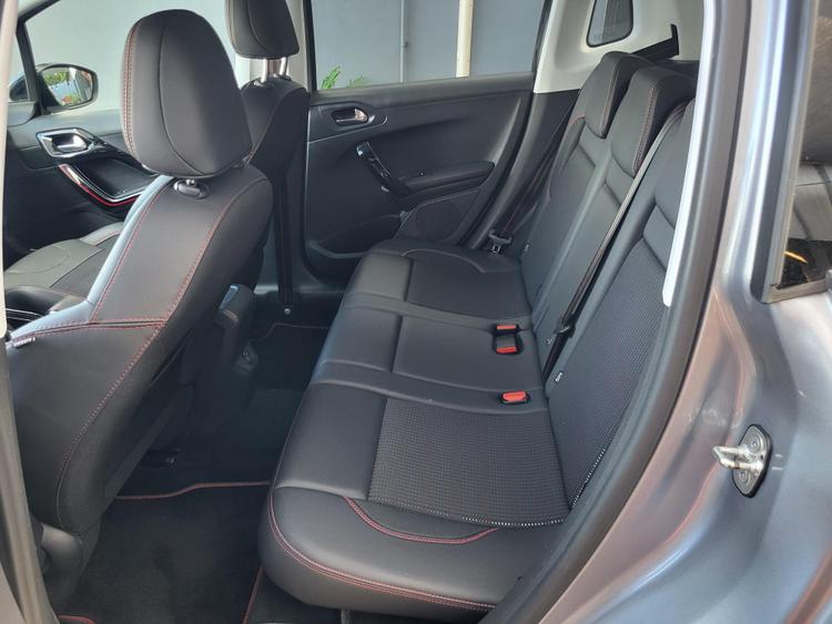 voiture occasion PEUGEOT 2008 à la Réunion disponible sur noutlauto.re