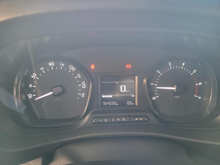 voiture occasion PEUGEOT EXPERT à la Réunion disponible sur noutlauto.re