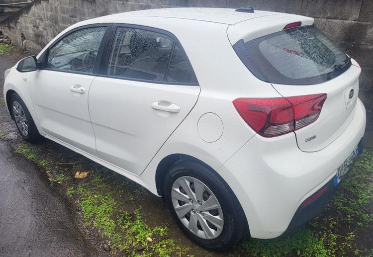voiture occasion KIA RIO à la Réunion disponible sur noutlauto.re