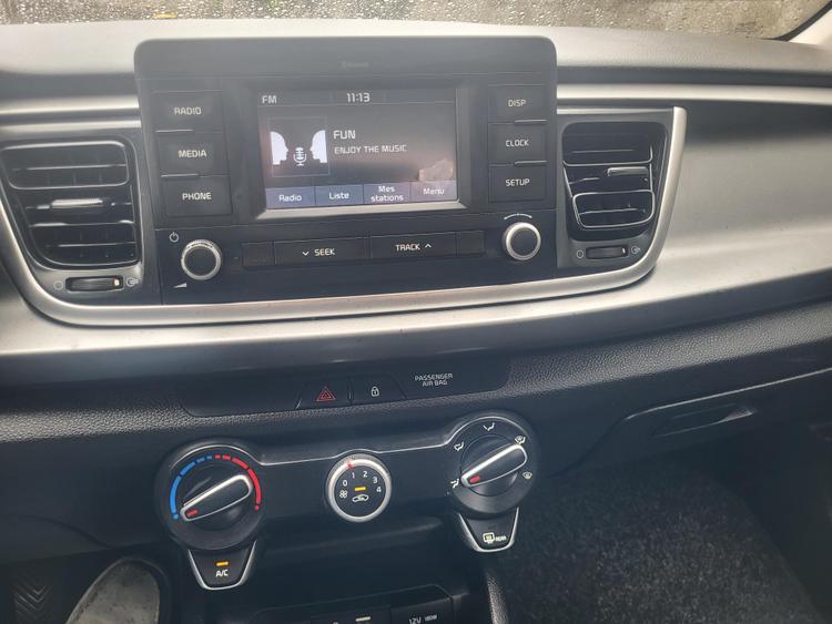 voiture occasion KIA RIO à la Réunion disponible sur noutlauto.re
