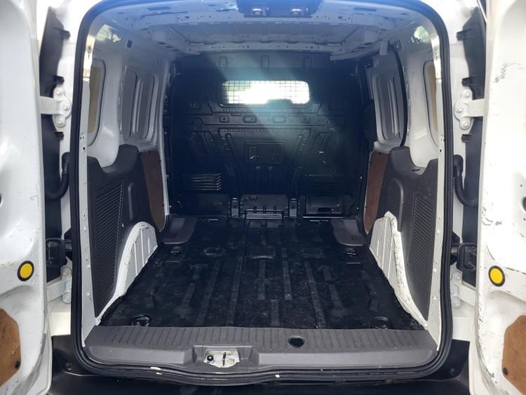 voiture occasion FORD TRANSIT CONNECT à la Réunion disponible sur noutlauto.re