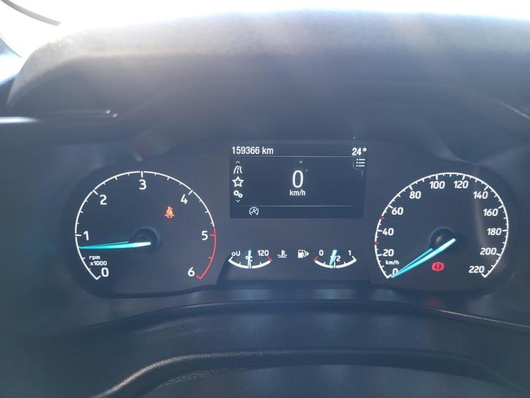 voiture occasion FORD TRANSIT CONNECT à la Réunion disponible sur noutlauto.re