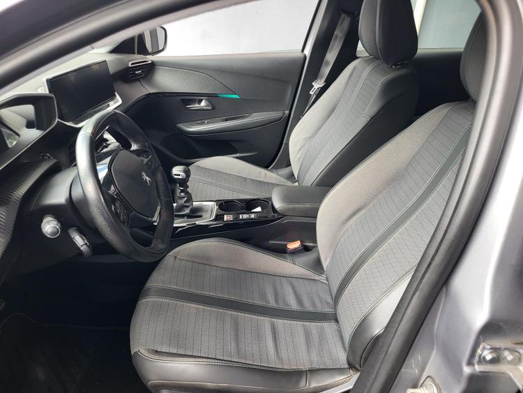 voiture occasion PEUGEOT 208 à la Réunion disponible sur noutlauto.re
