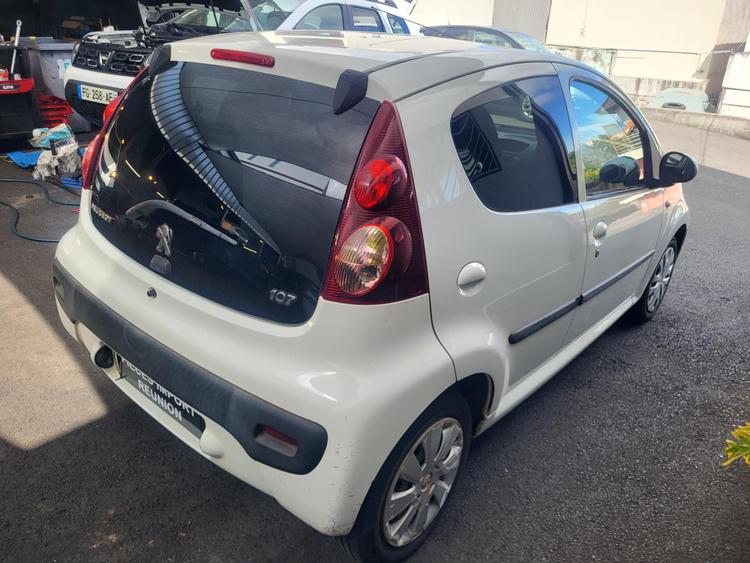 voiture occasion PEUGEOT 107 à la Réunion disponible sur noutlauto.re